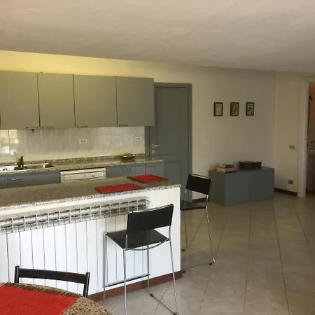 Bella Vista Apartment *